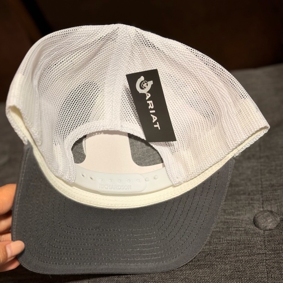 Ariat Gray Front White Mesh Baseball Cap - Picture 3 of 3